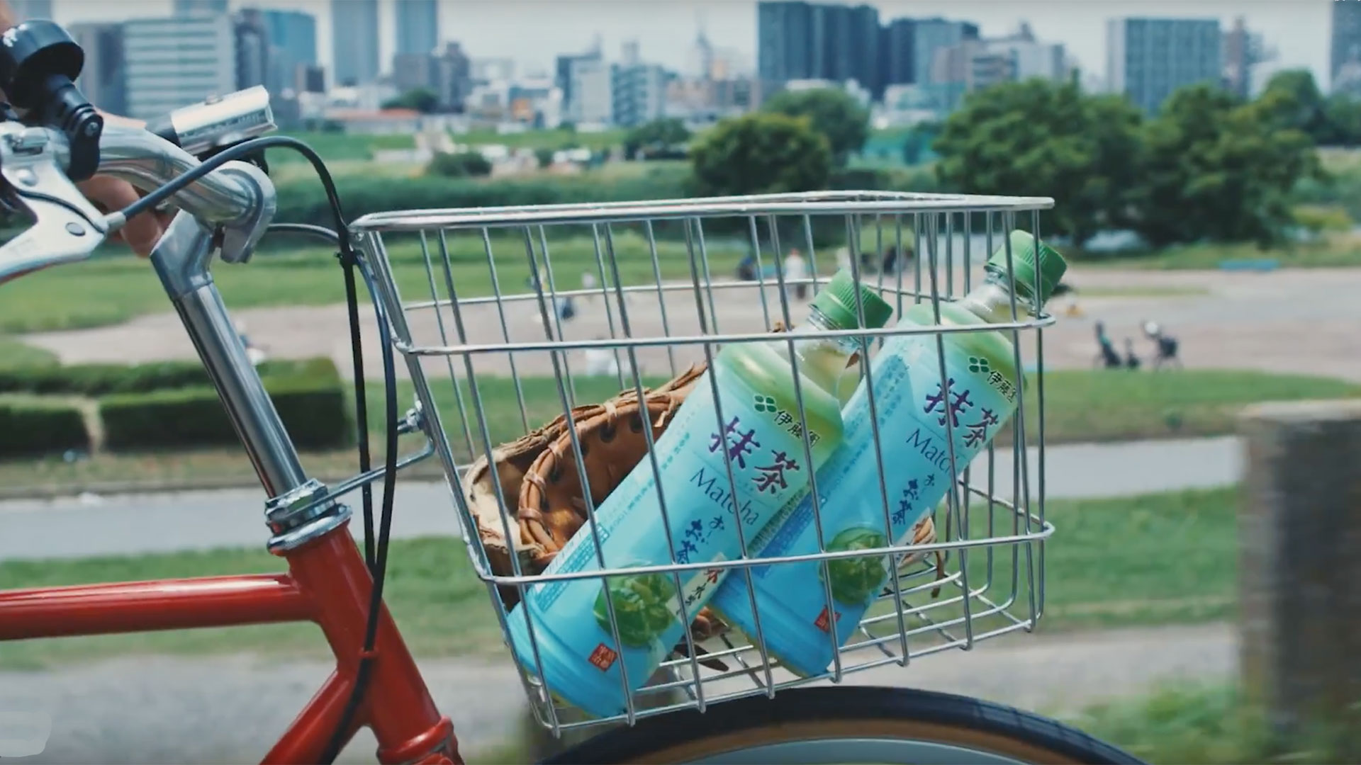 伊藤園「氷水出し 抹茶入り お～いお茶」